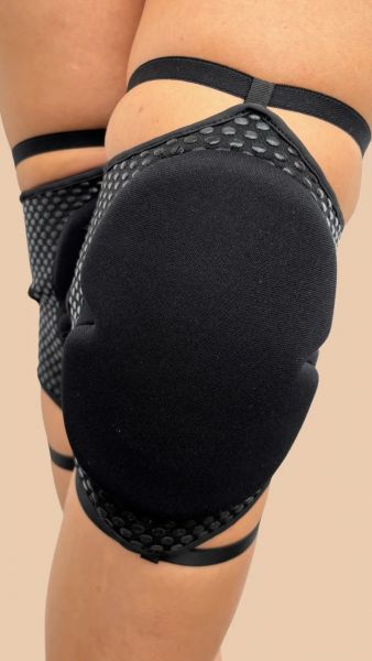 Sticky Garter Knee Pads - Lunalae